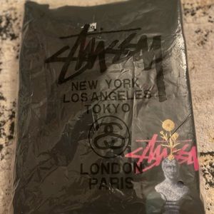 black stussy tee
